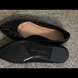 Zara ballet flats never worn! 6.5